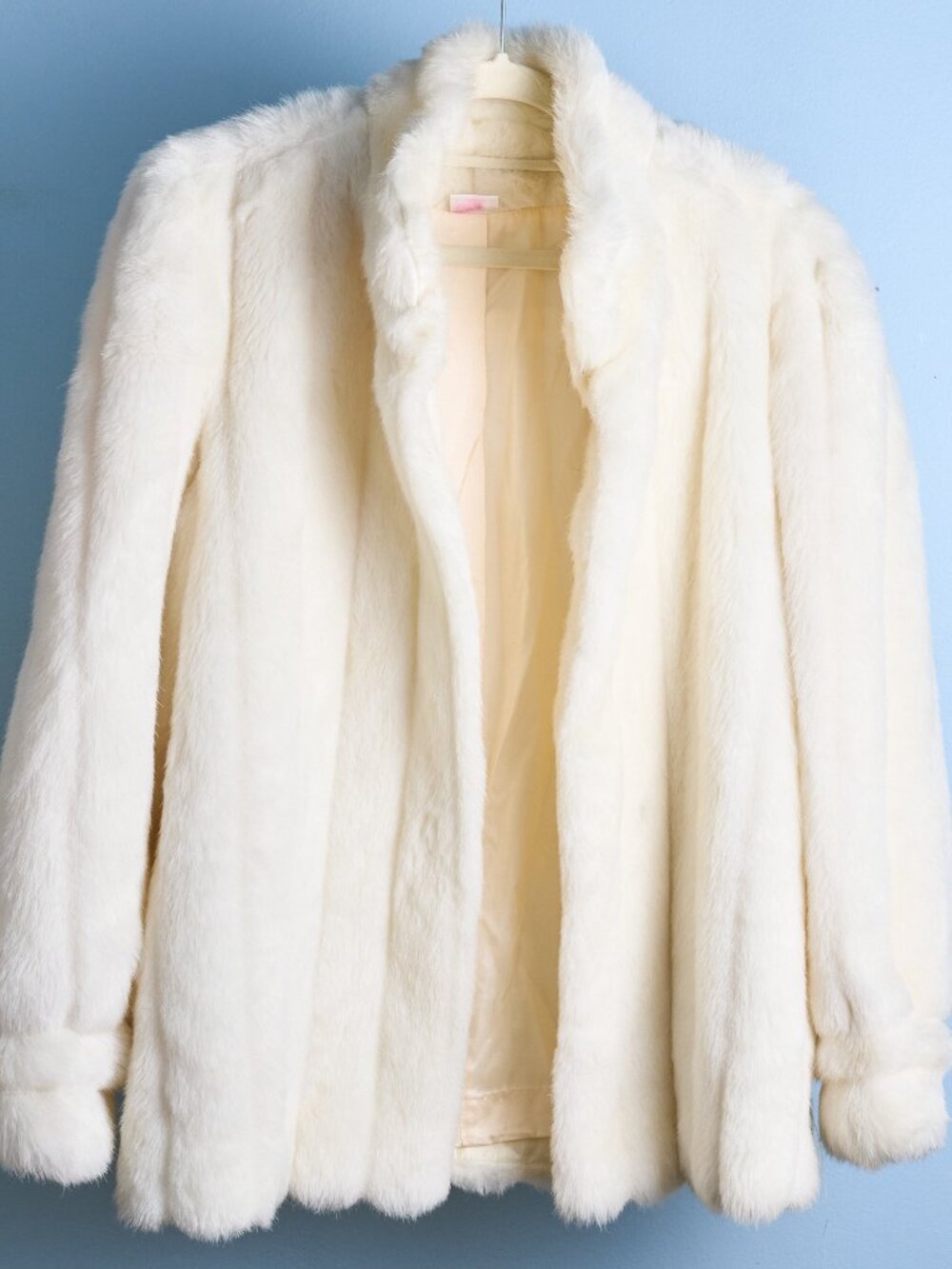Vintage White Faux Fur Coat | Bridal Winter Wedding Coat | Medium
